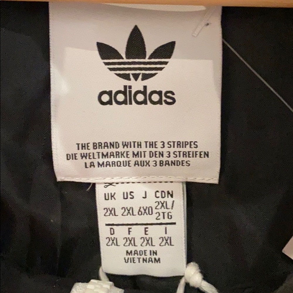 NEW Adidas Men’s Jacket - Picture 4 of 8
